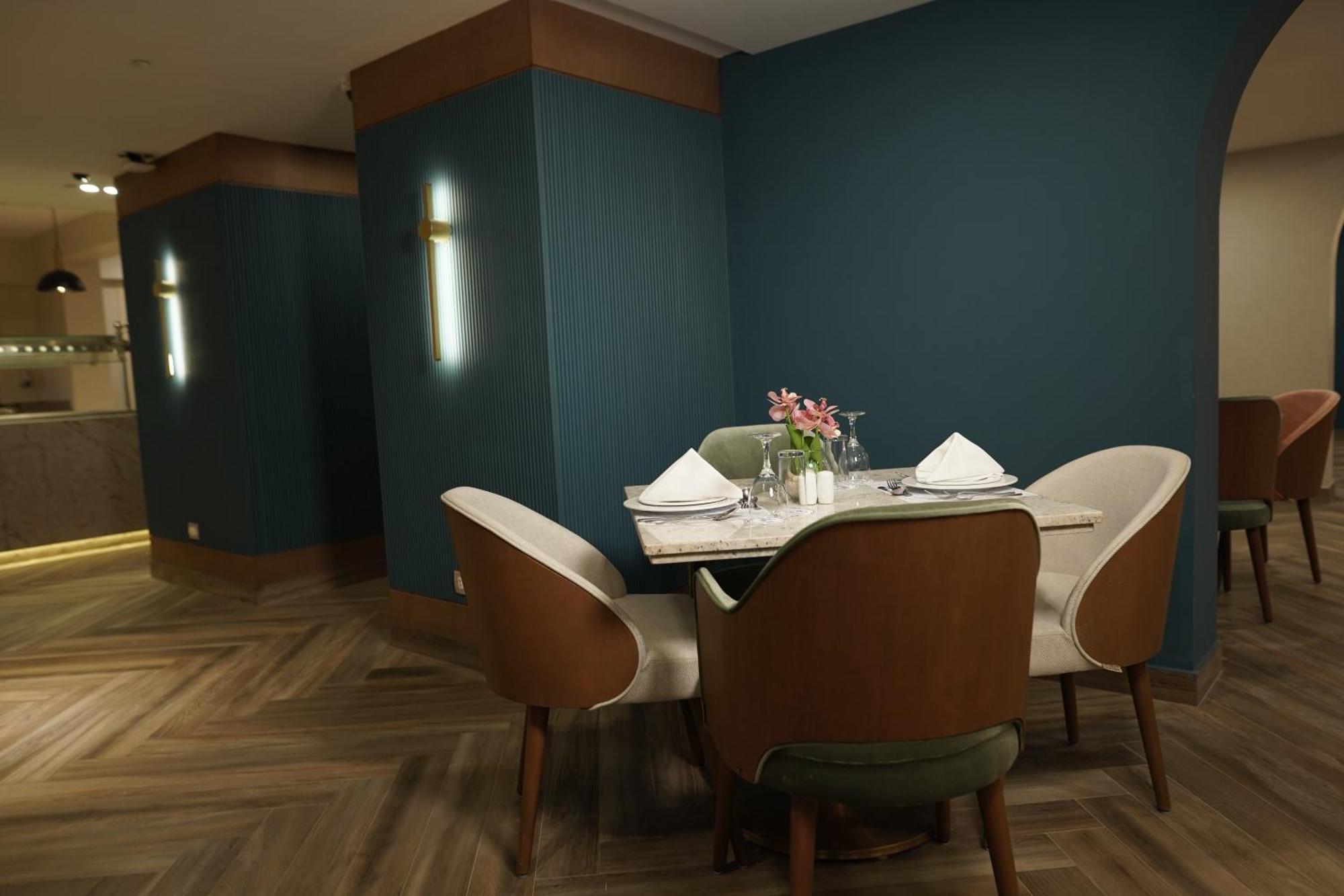 The Grand Plaza Smouha 4* Александрия