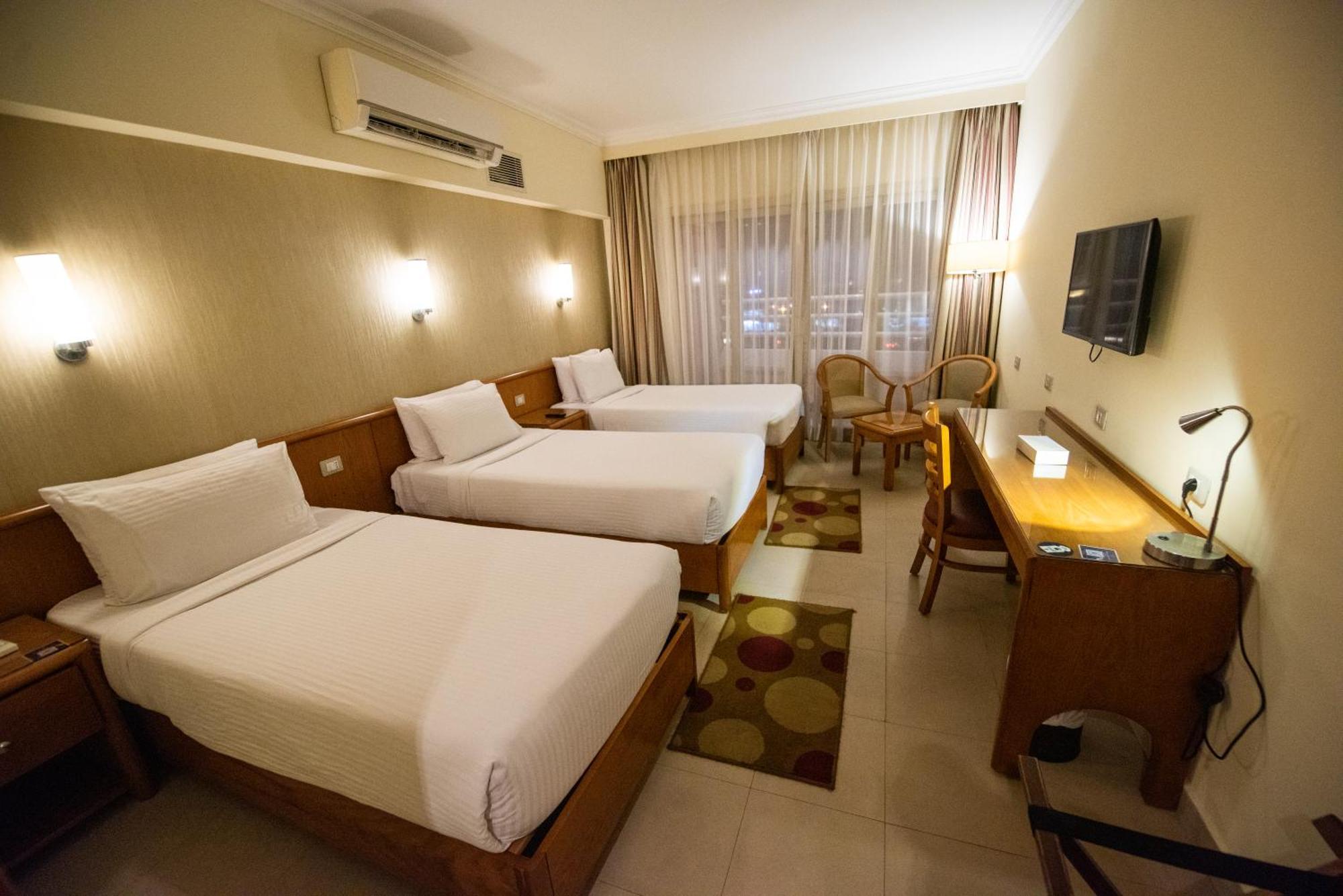 Szálloda The Grand Plaza Smouha